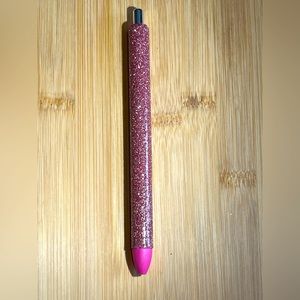 Resin pen